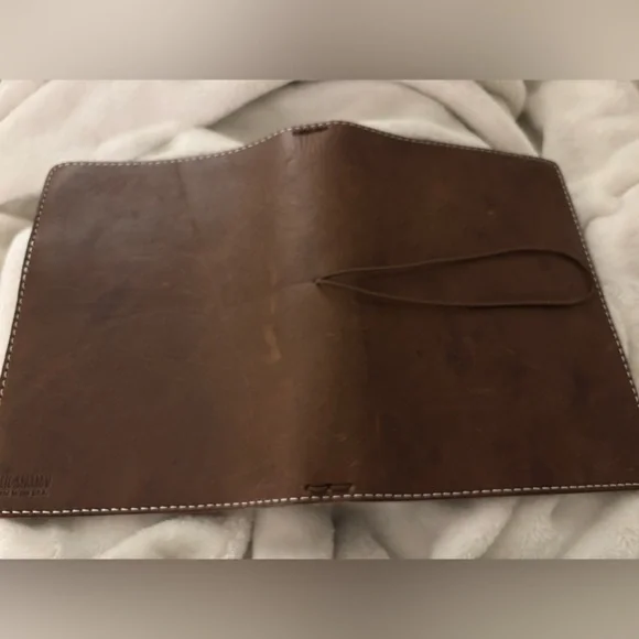CHIC SPARROW A5 leather journal cover with pockets and 4 strings - Picture 6 of 12